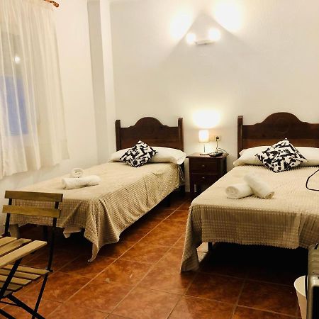 Low Cost Rooms Malaga River 외부 사진