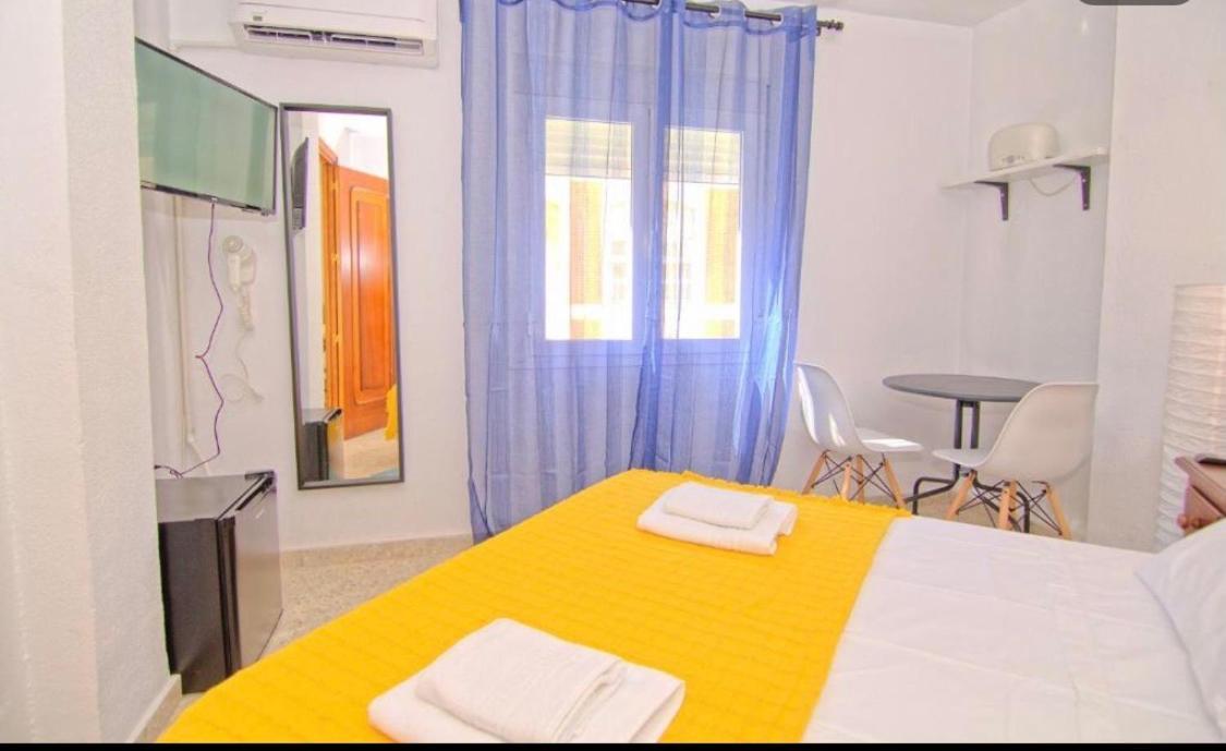 Low Cost Rooms Malaga River 외부 사진