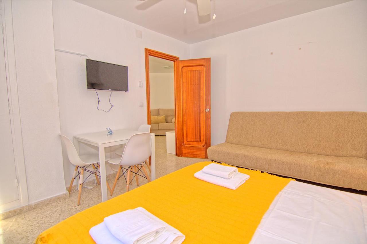 Low Cost Rooms Malaga River 외부 사진